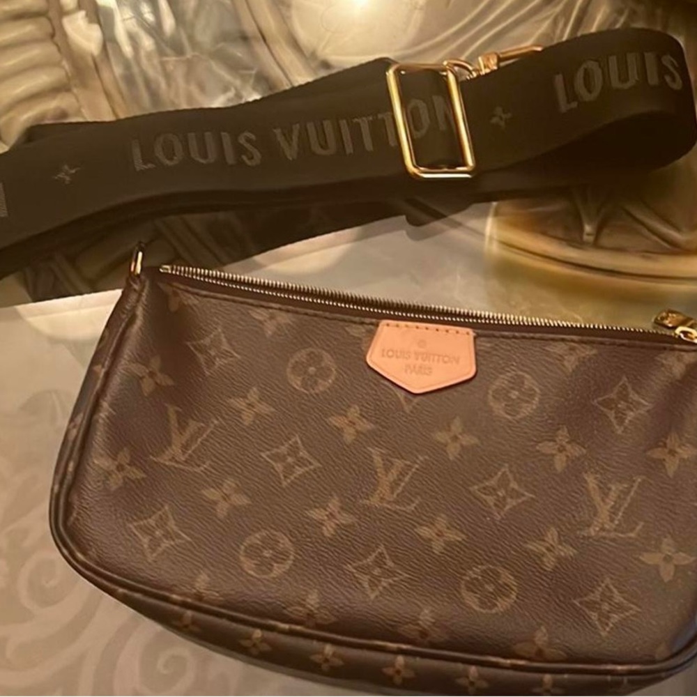 Louis Vuitton Multi Pochette